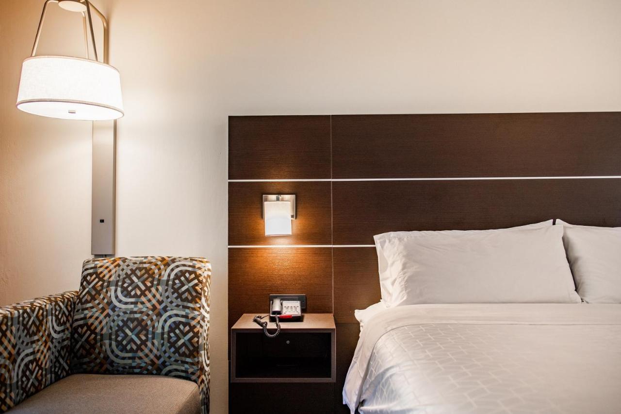 Holiday Inn Express & Suites Custer-Mt Rushmore Buitenkant foto