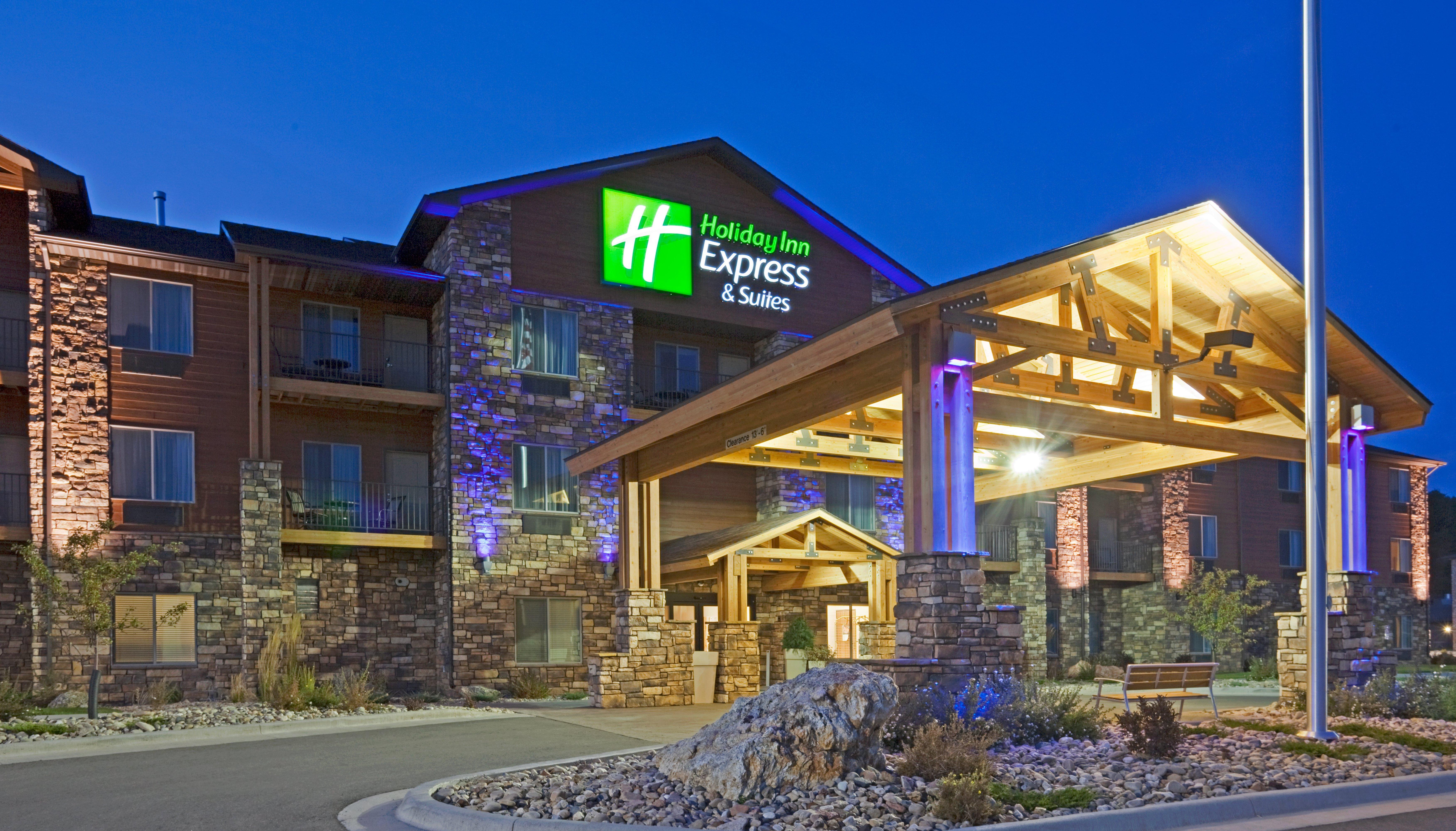 Holiday Inn Express & Suites Custer-Mt Rushmore Buitenkant foto